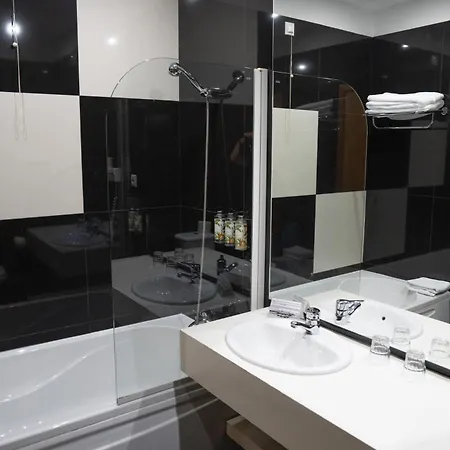 فندق Santo Thyrso 3*