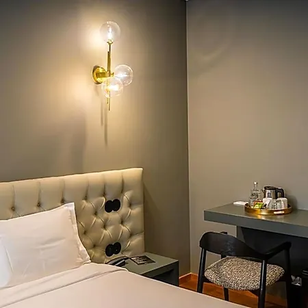 Santo Thyrso 3* Santo Tirso