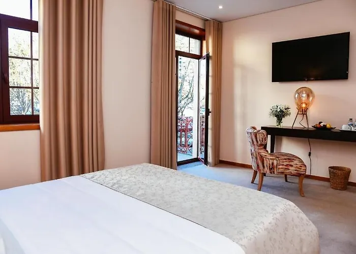 Santo Thyrso 3* Santo Tirso